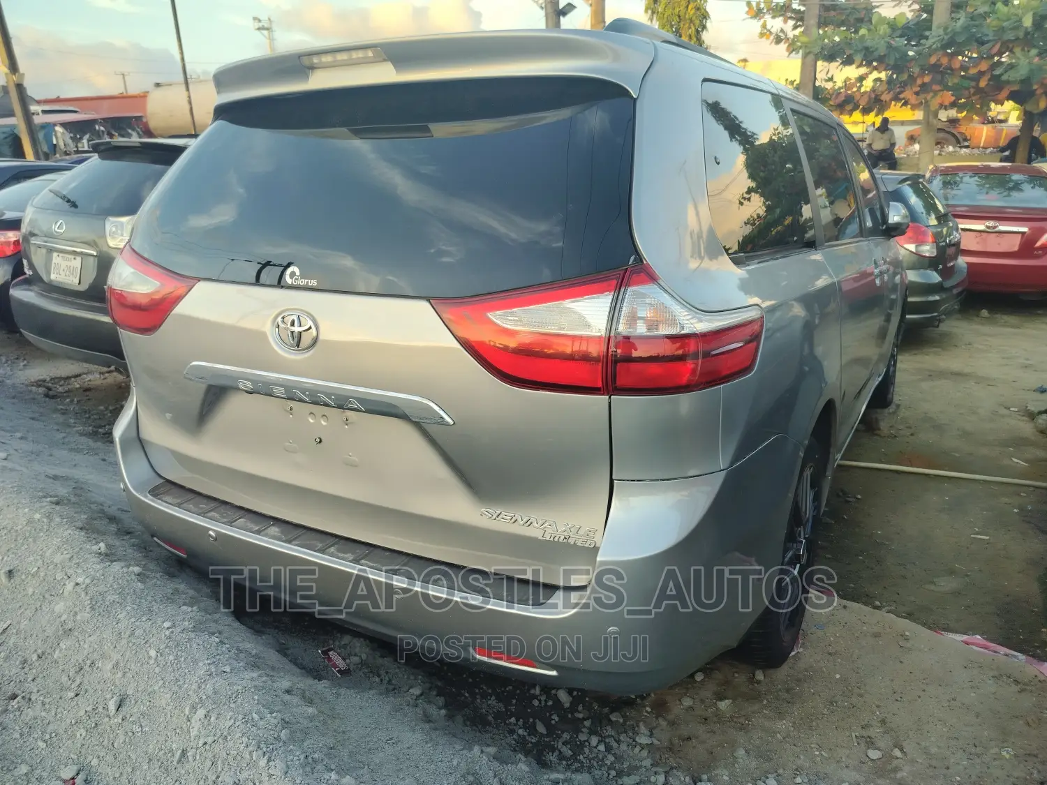 Toyota Sienna 2015 Gray