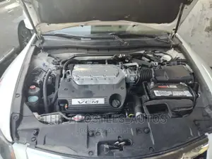 Honda Accord Sedan EX V-6 2010 Off white