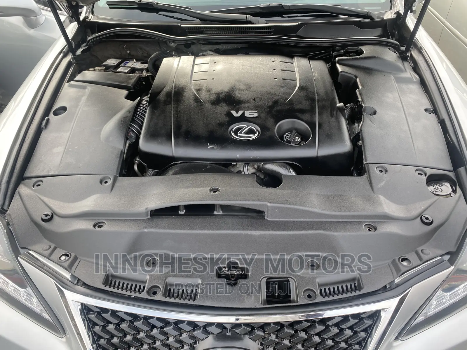 Lexus IS 250 Automatic 2010 Silver