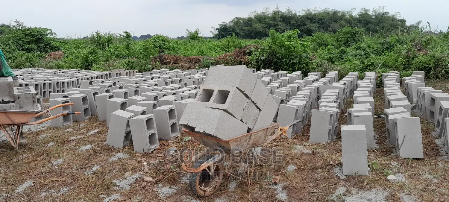 9" Stonedust Blocks Moulding On The Site At A Cheaper Rate.