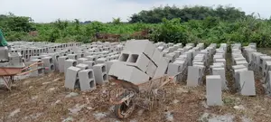 9" Stonedust Blocks Moulding On The Site At A Cheaper Rate.