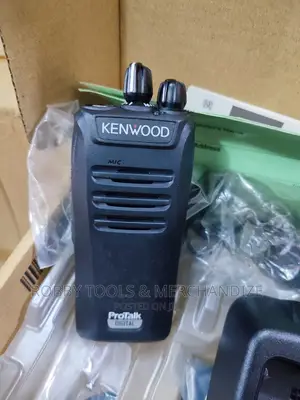 Kenwood NX-340U Walkie-Talkie