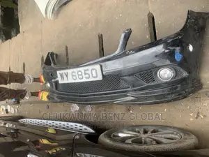Fornt Bumper C300 2010 Model Available