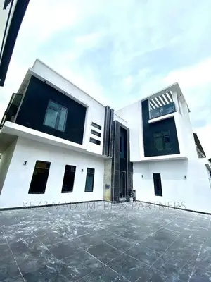 4bdrm Duplex in Dr Peter Odili, Port for sale