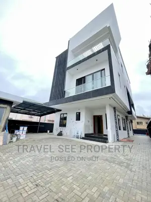 Furnished 5bdrm Duplex in Private Estate Lekki for sale