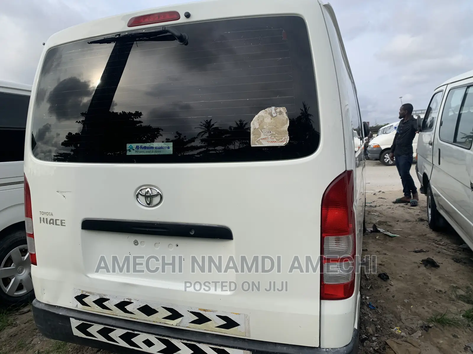 Toyota HiAce 2010 White