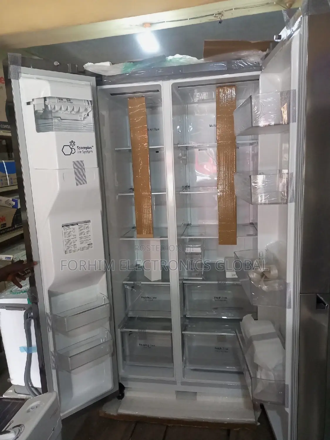LG Ref. (4-Doors With Water Dispenser Ice Maker)