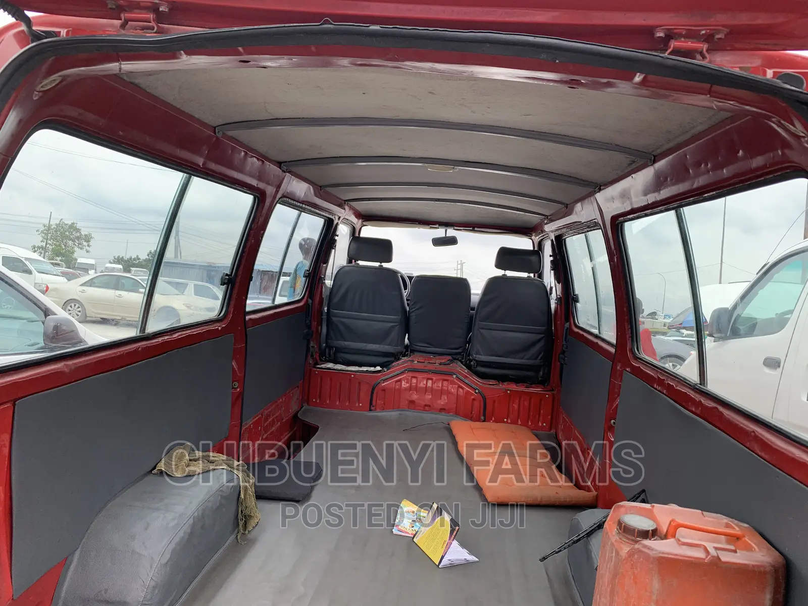 Toyota HiAce 1996 Red