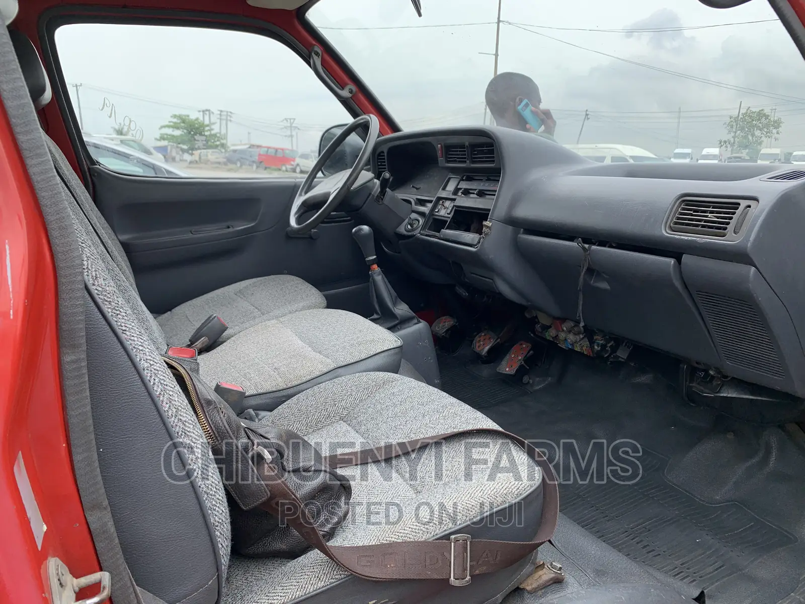 Toyota HiAce 1996 Red
