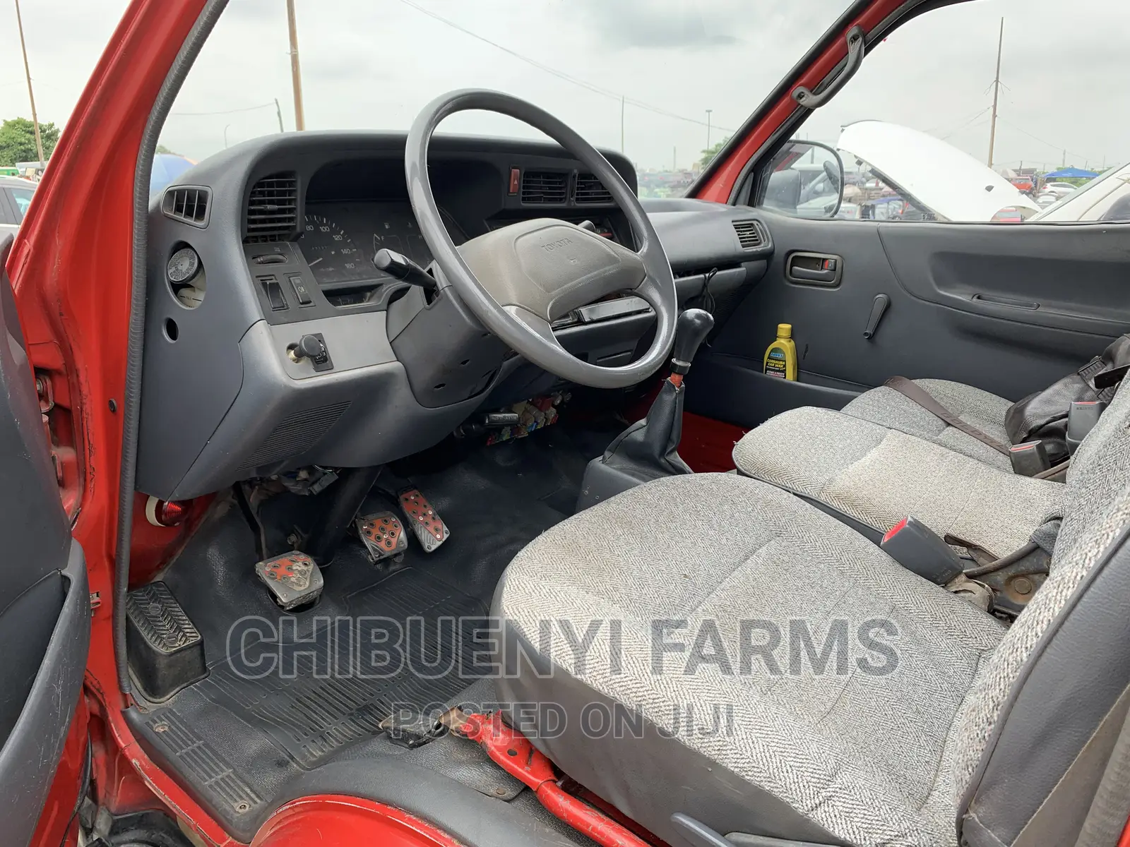 Toyota HiAce 1996 Red