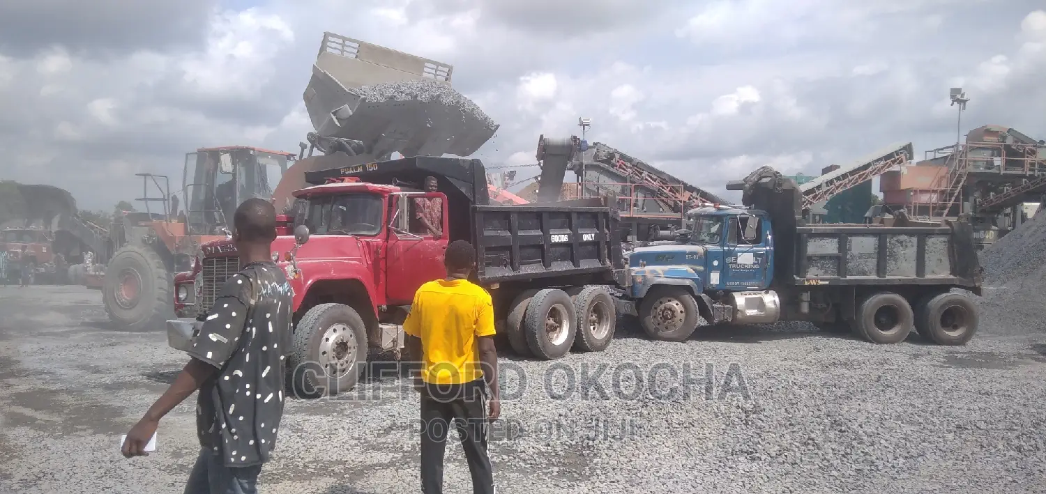 Chippings/Granite/Stone