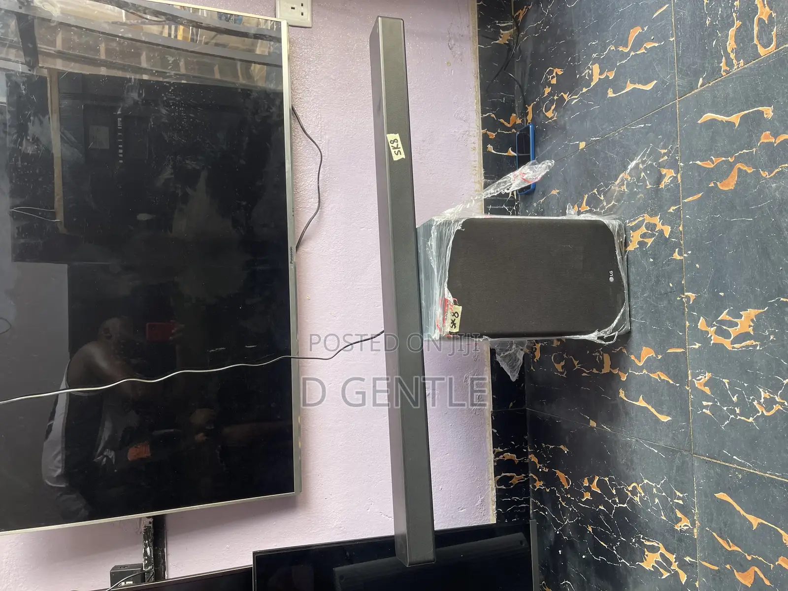 LG Wireless Soundbar With Bluetooth and Clear Voice