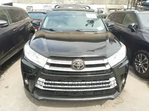 Toyota Highlander 2016 Black