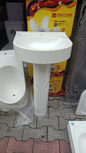 Urinal With Wash Hand Basin