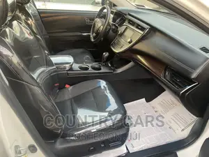 Toyota Avalon 2014 White
