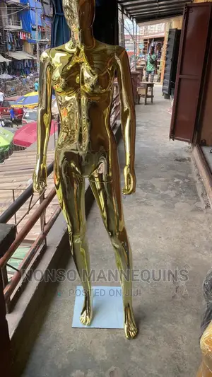 Size 10 Shinny Gold Chrome Display Female Mannequin