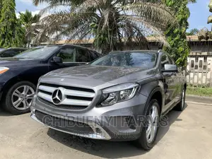 Mercedes-Benz GLA-Class GLA250 4MATIC 4dr SUV AWD (2.0L 4cyl Turbo 7AM)