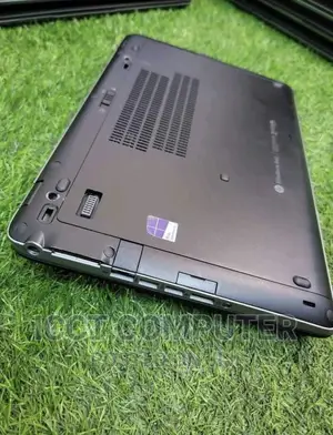 New Laptop HP 8GB Intel Core I5 SSD 256GB
