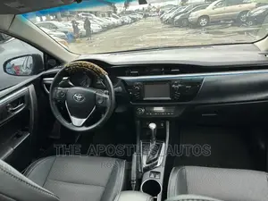 Toyota Corolla 2015 Blue