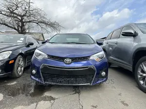 Toyota Corolla 2015 Blue