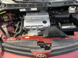 Toyota Sienna XLE 2005 Red