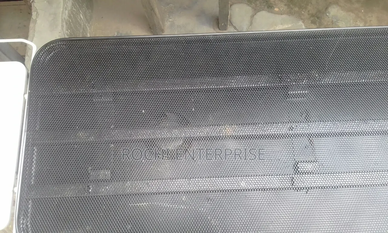 Big Ironing Table With Vacuum