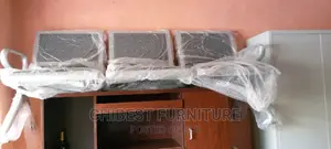 Standard and Quality Airpord Chair for Visitors