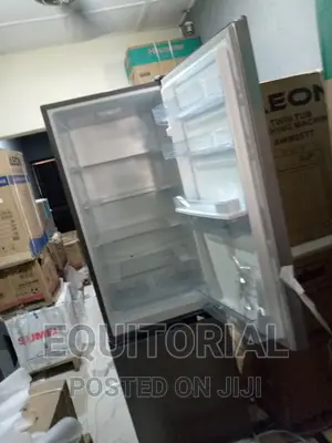 Hisense Double Door Refrigerator 224l