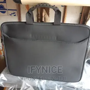 Both Handle and Non Handle Pouch Bag