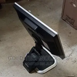 Computer Monitor 17 Inch Vga Hd Display Screen