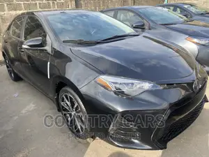 Toyota Corolla SE Special Edition 4dr Sedan (1.8L 4cyl CVT) 2017 Black
