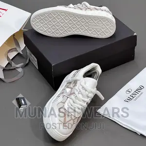 Valentino Sneakers