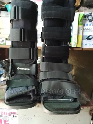 Orthopaedic Leg Brace, Breathable Adjustable Comfort Splint
