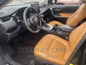 Toyota RAV4 XLE AWD 2020 Black
