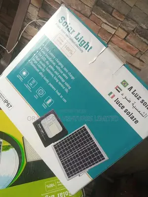 Floodlight With Solar Panels 200watts