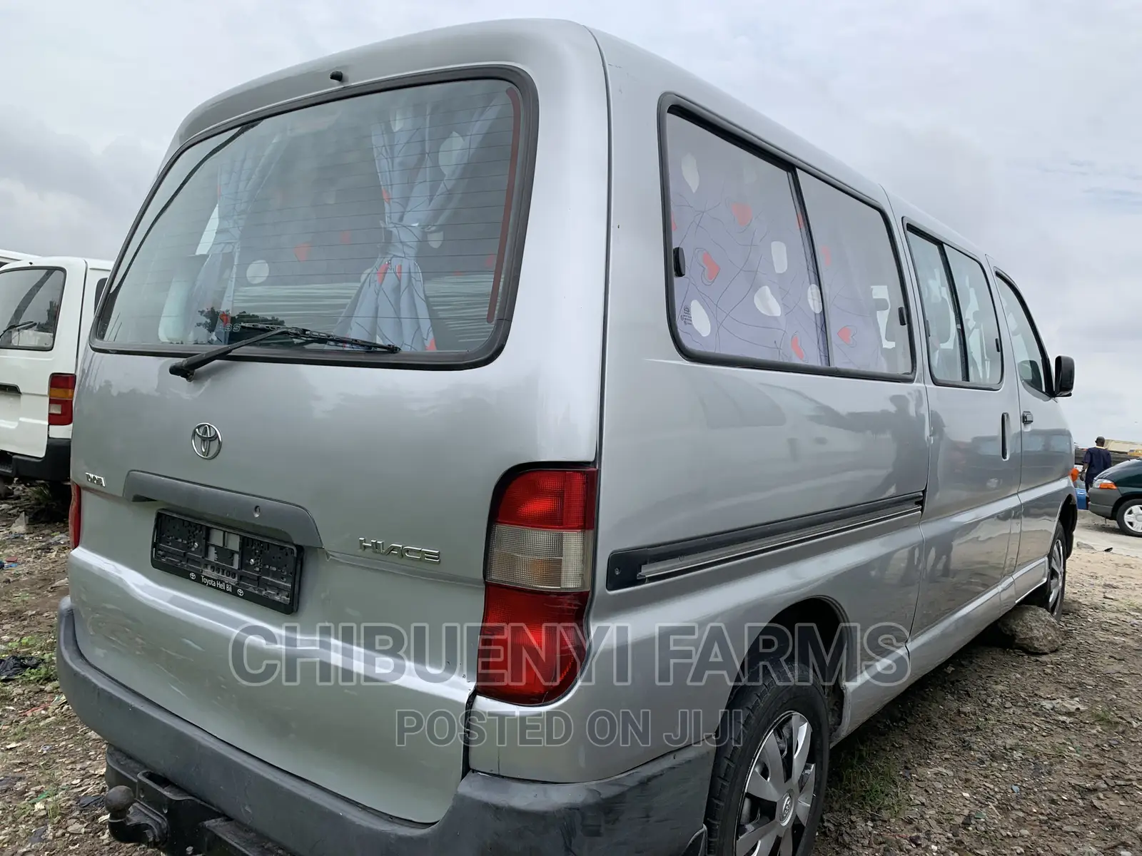 Toyota HiAce 2001 Grey