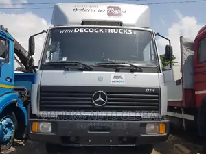 M/Benz Truck Cooling Van 814 Model