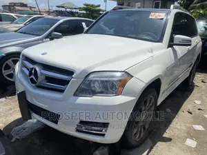Mercedes-Benz GLK-Class 350 4MATIC 2011 White
