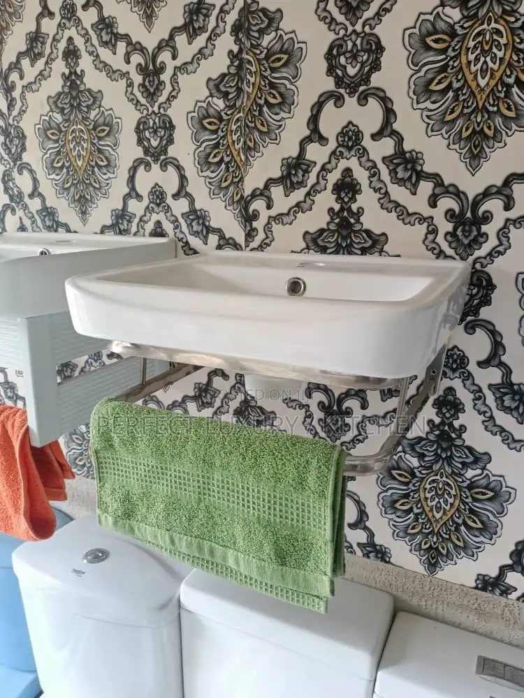 Wall Hung Wash Hand Basin