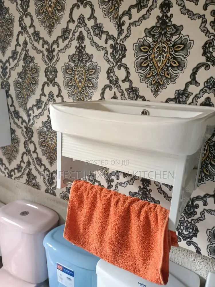 Wall Hung Wash Hand Basin