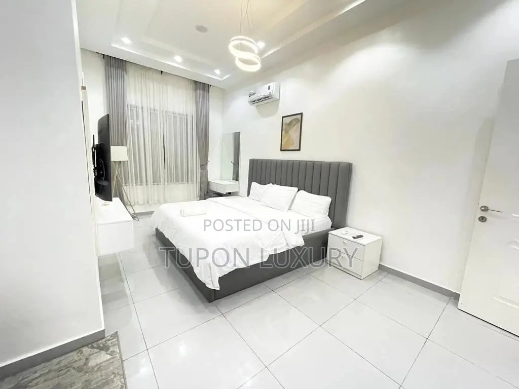 2 Bedrooms Penthouse Waterfront Lekki Phase One