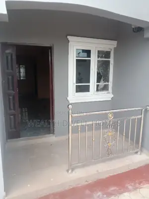 Furnished 2bdrm Block of Flats in Oba Ile Estate, Akure for rent
