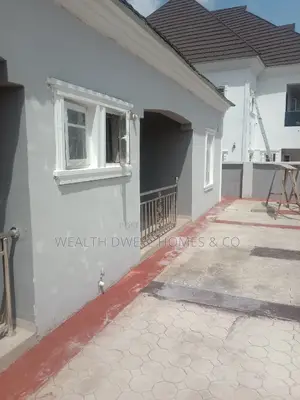 Furnished 2bdrm Block of Flats in Oba Ile Estate, Akure for rent