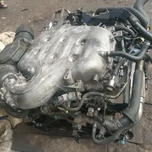 Infiniti M35x Engine.