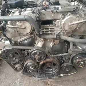 Infiniti M35x Engine.