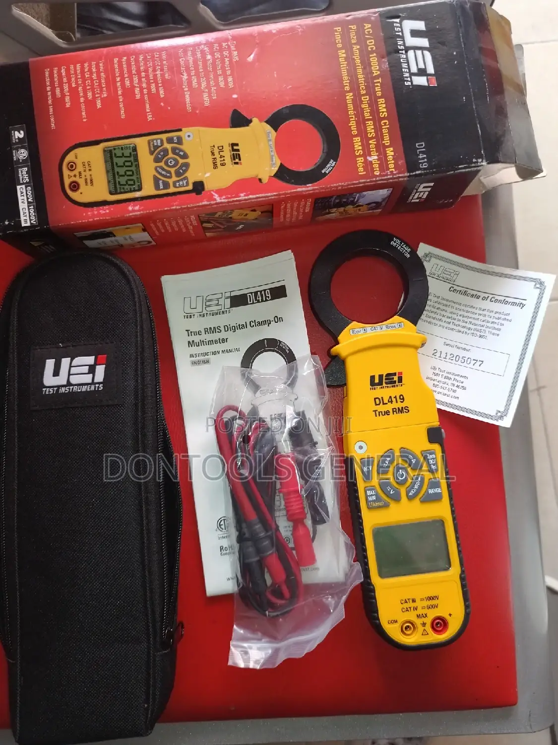 Uei Test Instruments DL419 AC/DC 1000A Clamp Meter