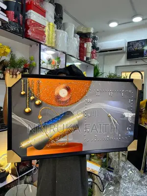Luxury Clock With Frame. 2 in 1