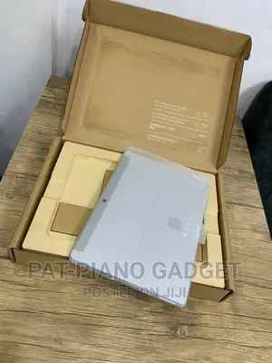 Laptop Microsoft Surface Go 3 8GB Intel Core I3 SSD 128GB