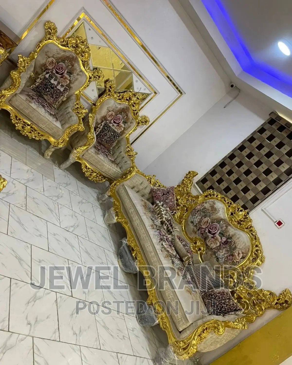 Royal Sofa 7 Seater
