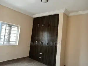 3bdrm Block of Flats in Wuye for rent